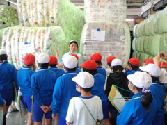 工場見学の様子2